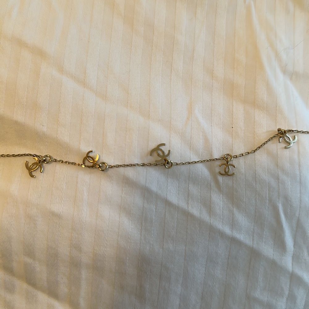 Chanel 7” Authentic Vintage Charm Bracelet - Picture 2 of 3
